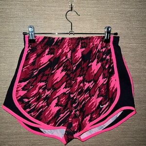 Nike dri fit lined shorts hot pink and black size small
Drawstring